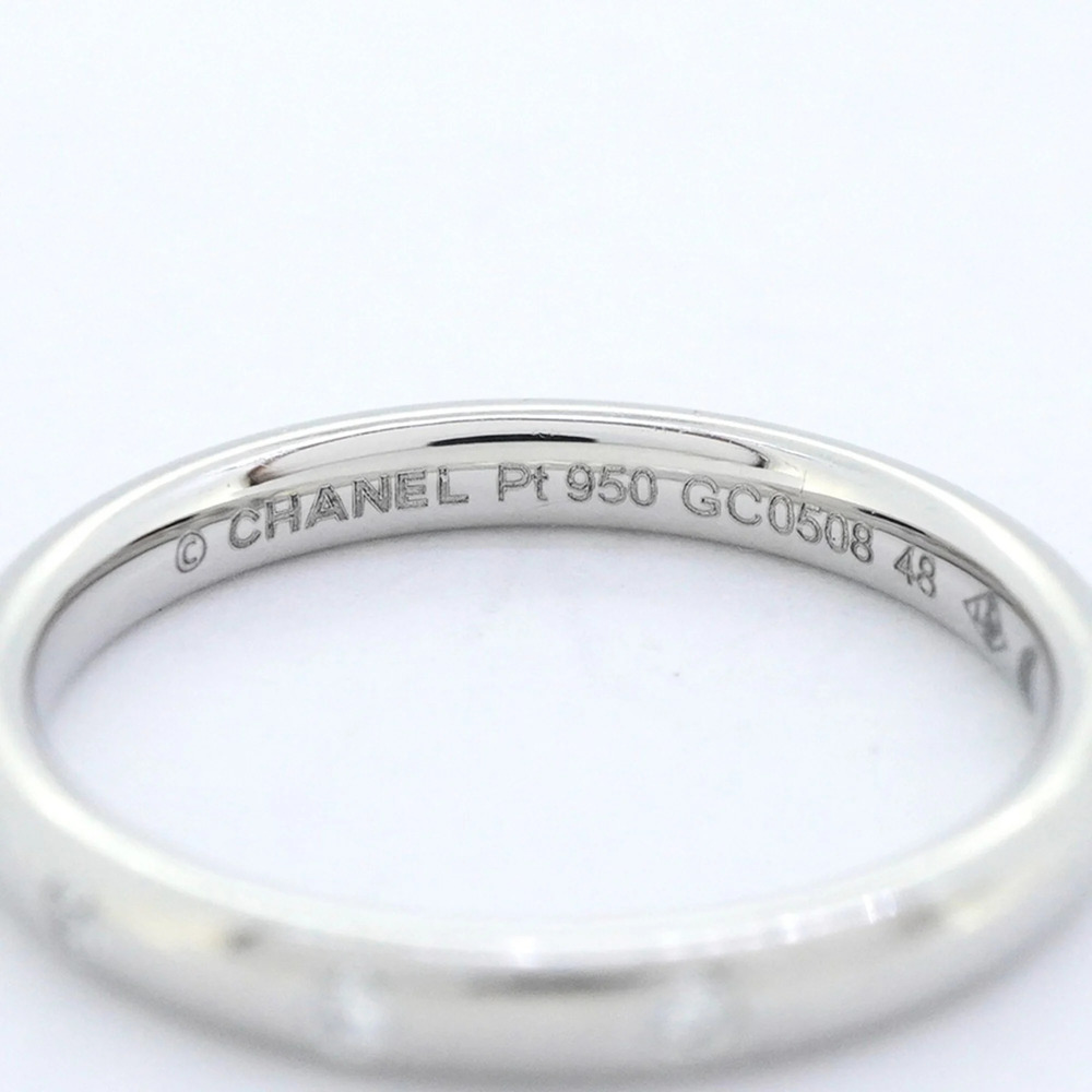 CHANEL Silver Diamond Ring - Picture 4 of 8